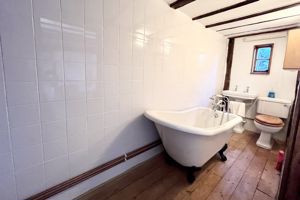 Photo 25- click for photo gallery